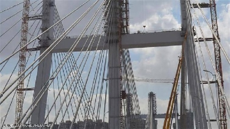"غينيس" تعلنها رسميا.. مصر تمتلك أعرض جسر معلق في العالم 190518101725318~egyp