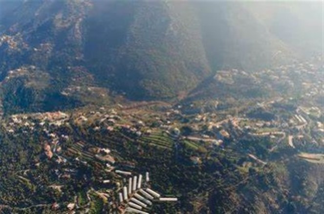 tayyar.org - إشكال.. وإصابة أحد المواطنين في أنفه!