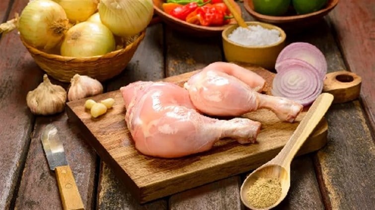 Comparing the Health Benefits of Chicken Thighs and Chicken Breasts