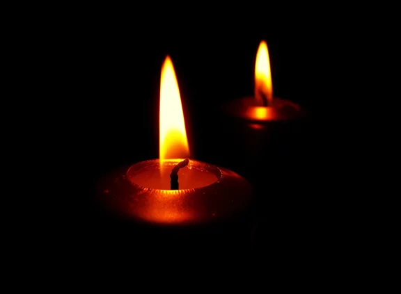 بالفيديو: قبل وقف إطلاق النار بدقائق.. إستشهاد ممثل لبناني وابنته!